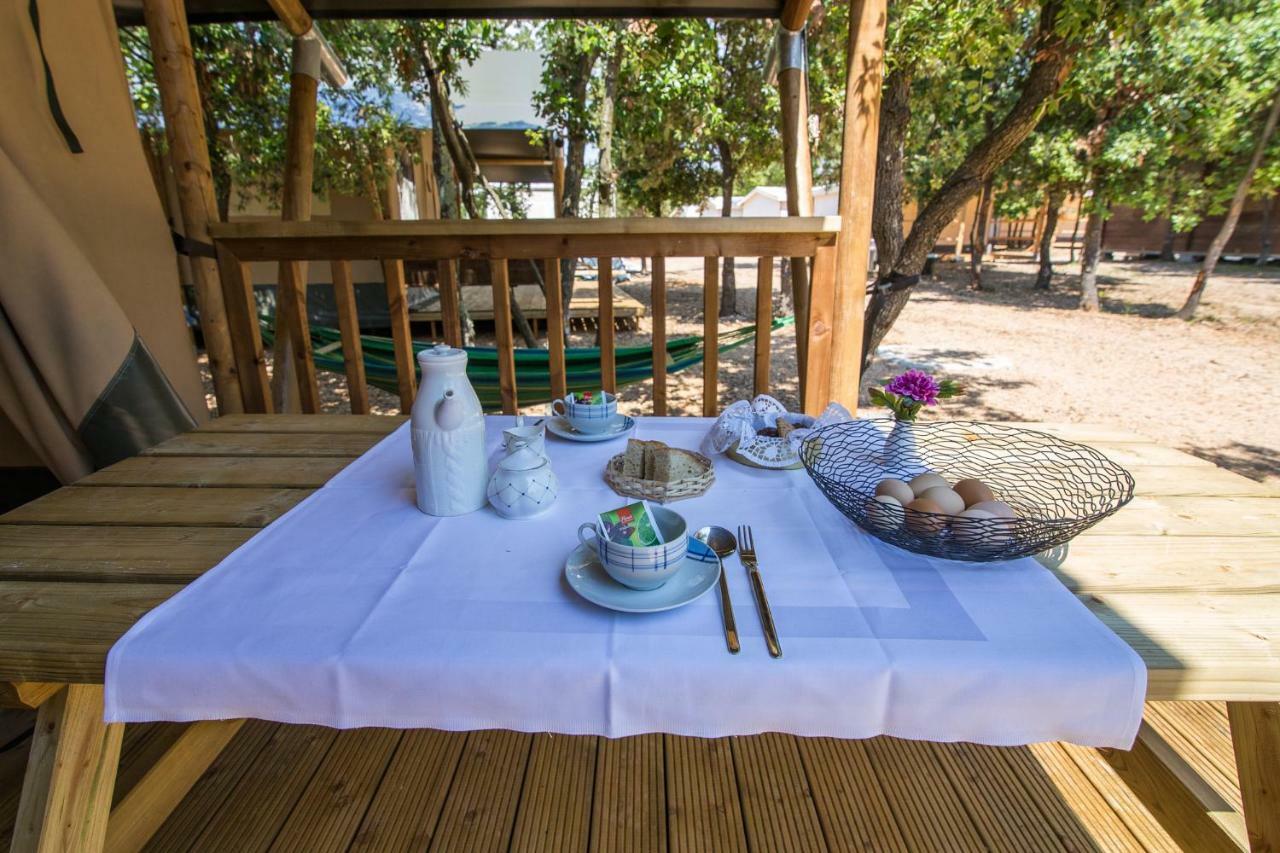 Glamping Beach Soline Weißenburg Exterior foto